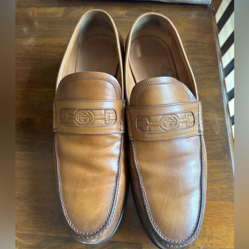 Gucci Men’s Horsebit loafers in brown leather